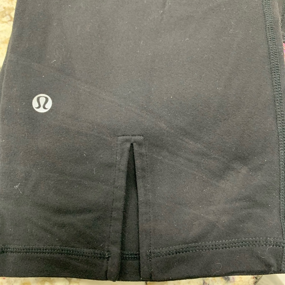 Lululemon - Picture 6 of 6